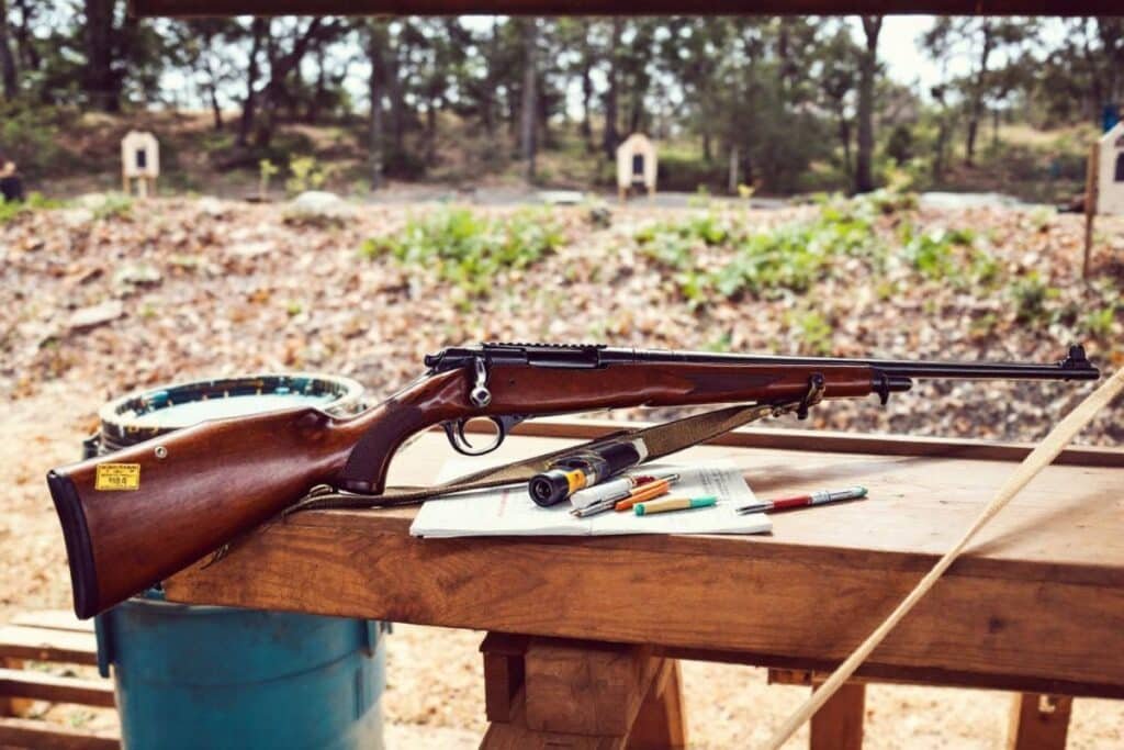 J’ai tiré avec un fusil à verrou centenaire : voici ce que j’ai découvert